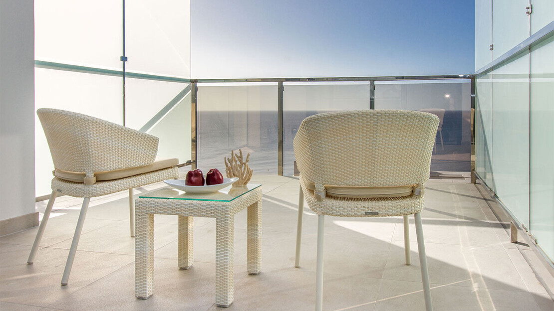 Estimar Calpe Suitopia 3 & Three